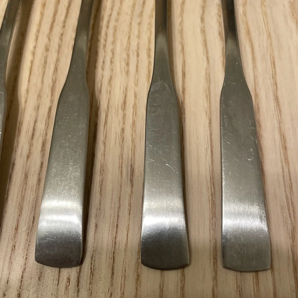 Lot of‎ 5 Rogers stainless steel demitasse forks Silvertone